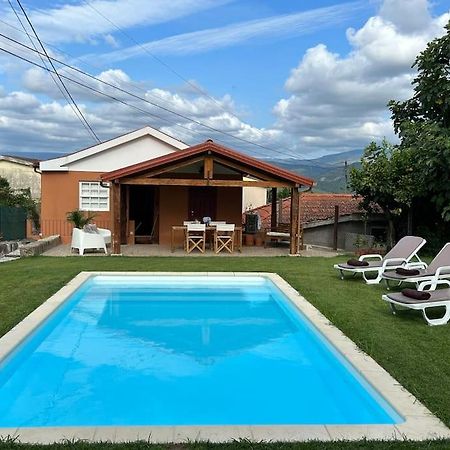 Casa Da Vila Em Селорику-ди-Башту Экстерьер фото